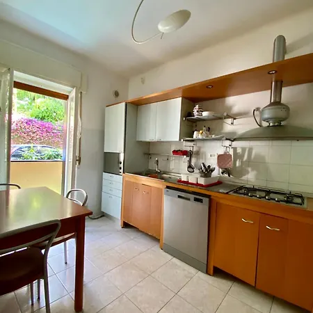 Corso Inglesi Relax, Sea View, Comfort דירה